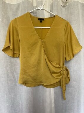 Express Wrap Blouse